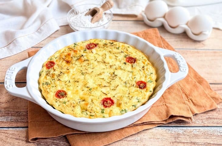 Torta de frango cremosa simples