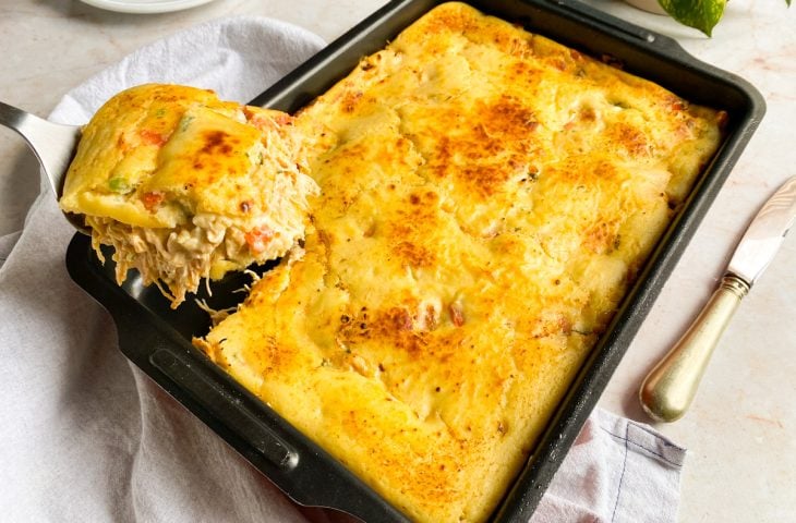Torta de frango de liquidificador com requeijão