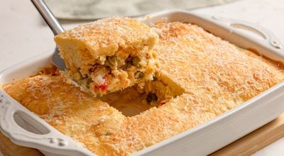 Torta de frango de liquidificador rápida