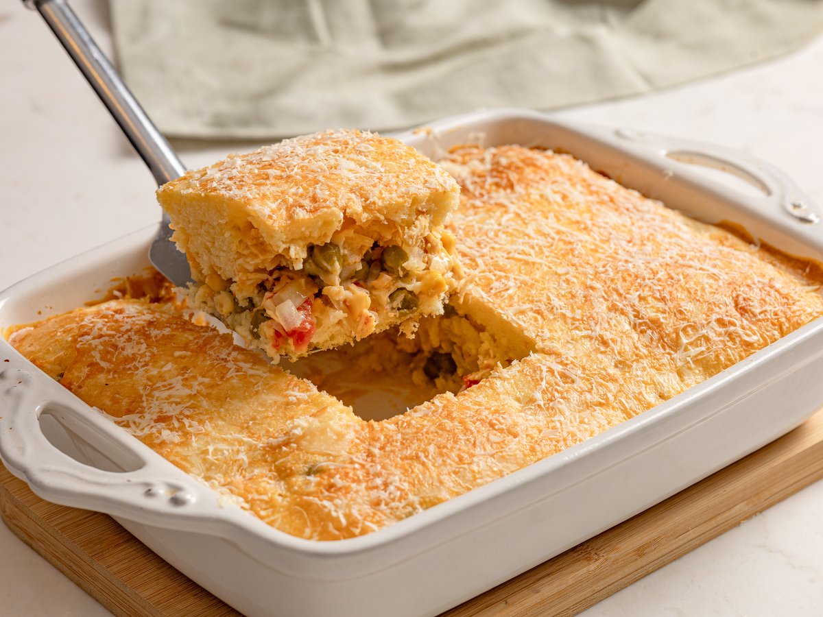 Torta de frango de liquidificador rápida