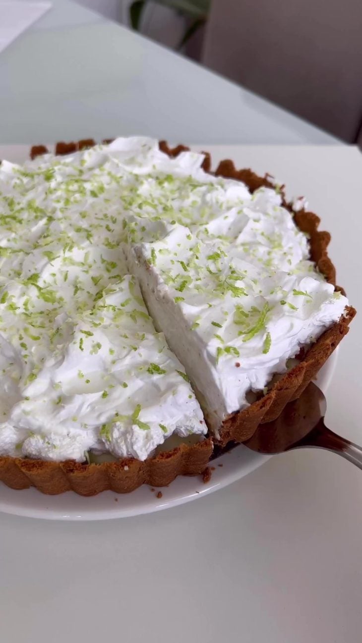 Torta de limão com chocolate