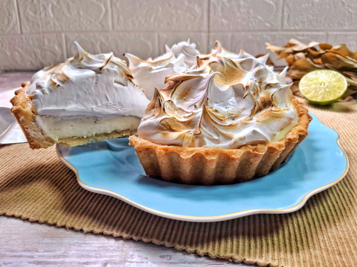 Torta de limão com farinha de trigo