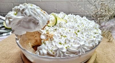 Torta de limão na travessa