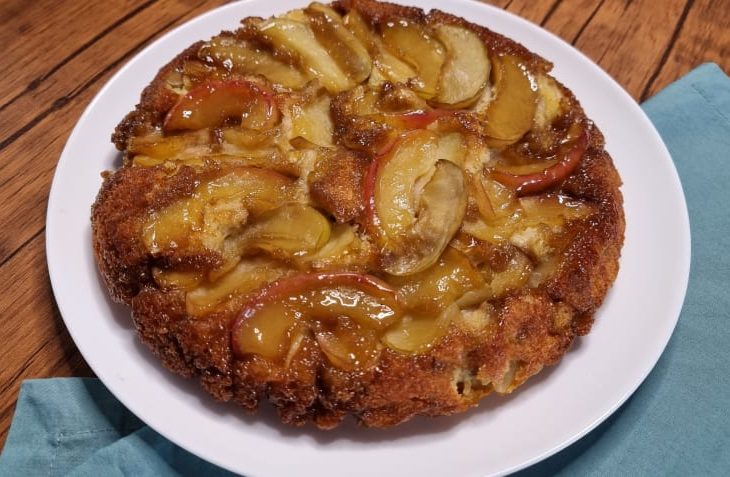 Torta de maçã de frigideira