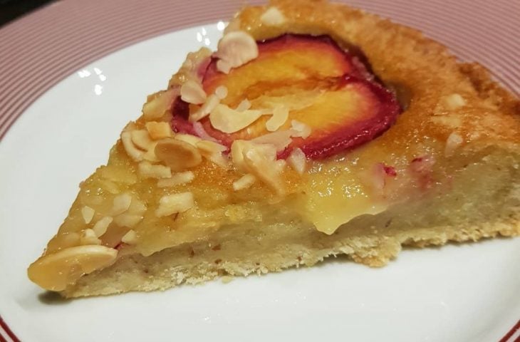 Torta de Marzipã com Ameixas