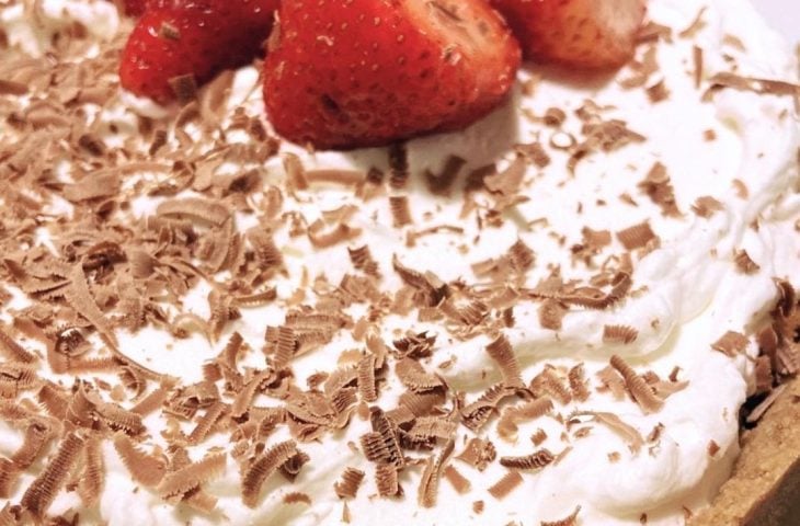 Torta de Nutella com chantilly