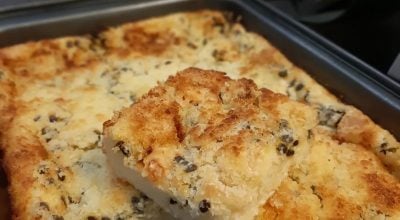 Torta de pão com maracujá e coco