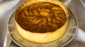 Torta de pêssego simples