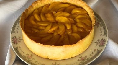 Torta de pêssego simples