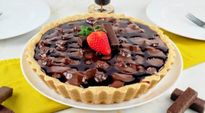 Torta gelada de chocolate