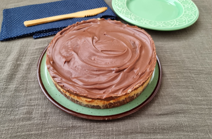 Torta gelada de doce de leite