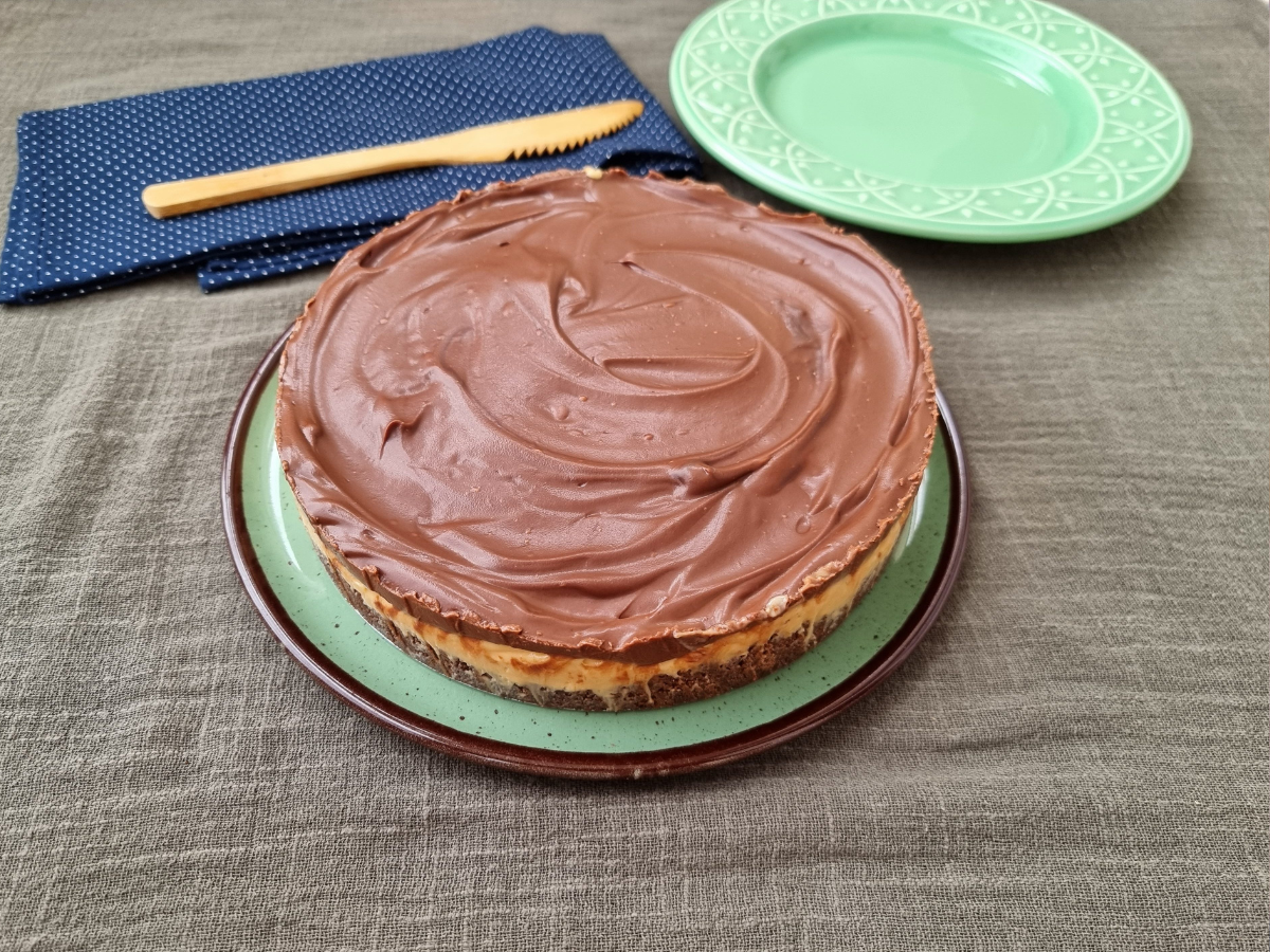 Torta gelada de doce de leite