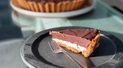 Torta mousse de limão com chocolate