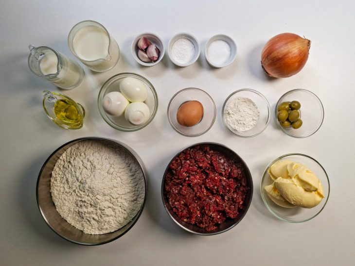 Ingredientes reunidos para o preparo da receita.