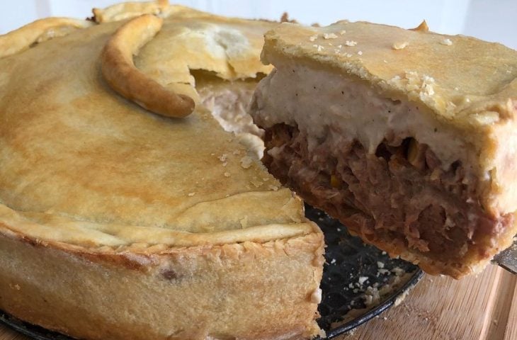 Torta vegana de jaca com requeijão