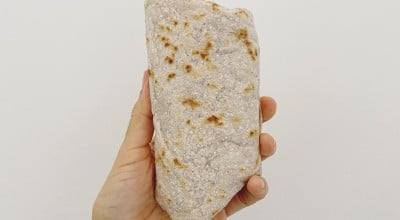 Tortilha vegana de farinha de mandioca
