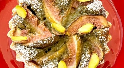 Tortinha de figo com pistache
