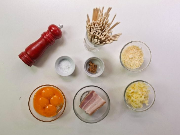 Ingredientes reunidos para o preparo da receita.