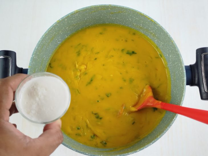 Sal adicionado ao vatapá.