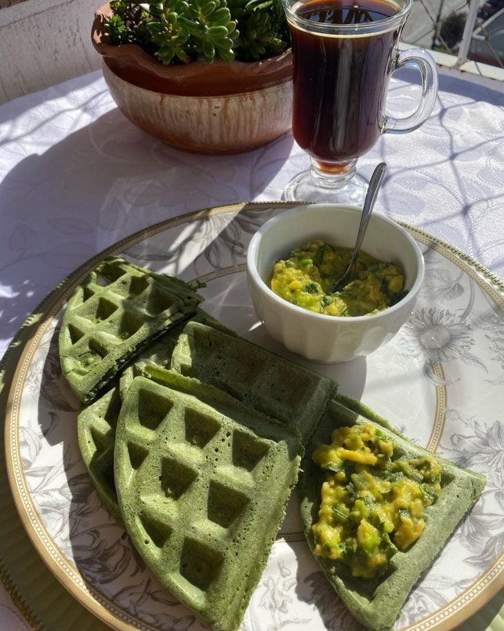 Waffle verde de couve