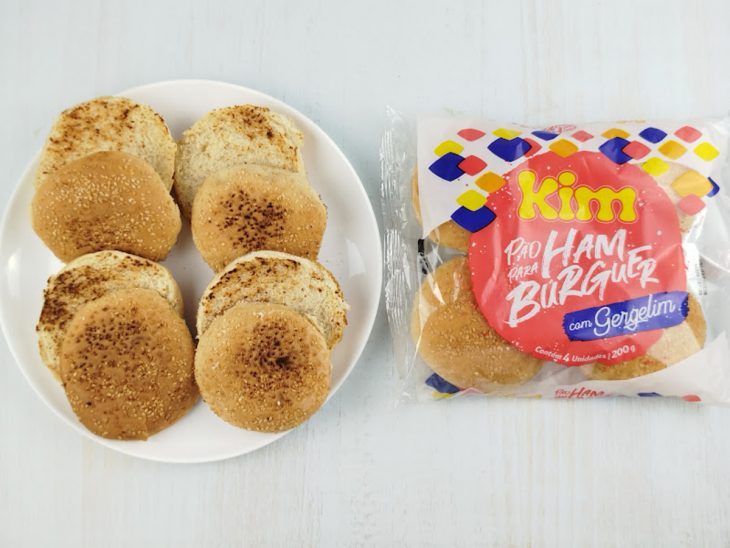 Pães selados na frigideira.