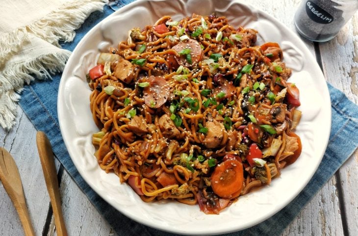 Yakisoba de frango